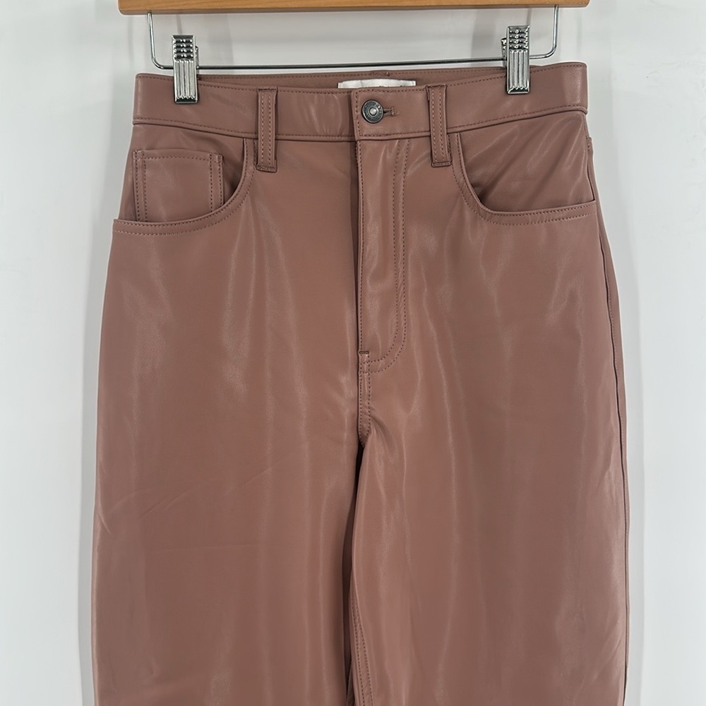 Abercrombie & Fitch The 90s Straight Ultra High Rise Faux Leather Pants 4 NWT - Picture 5 of 9
